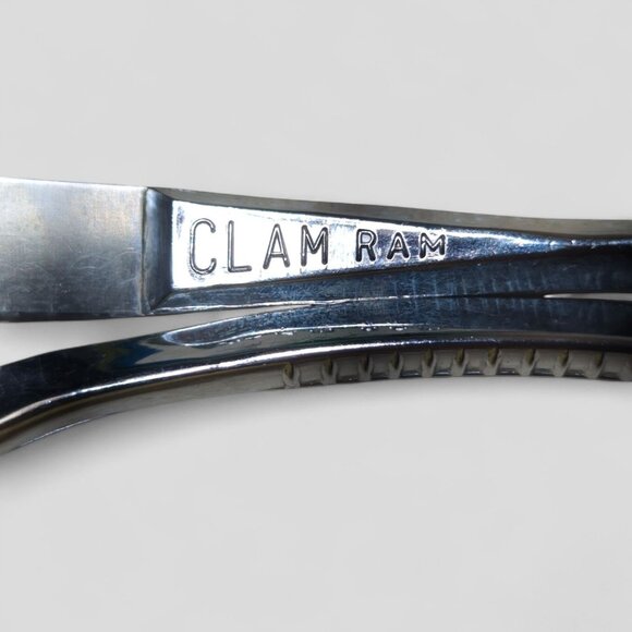 CLAM RAM Vintage Oyster Crab Shellfish Opener Shucker Tool Utensil Original Box - Picture 5 of 5